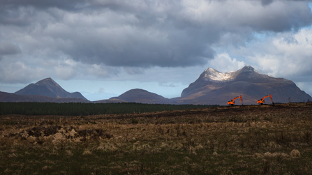 Two diggers on Cul Mor mountain